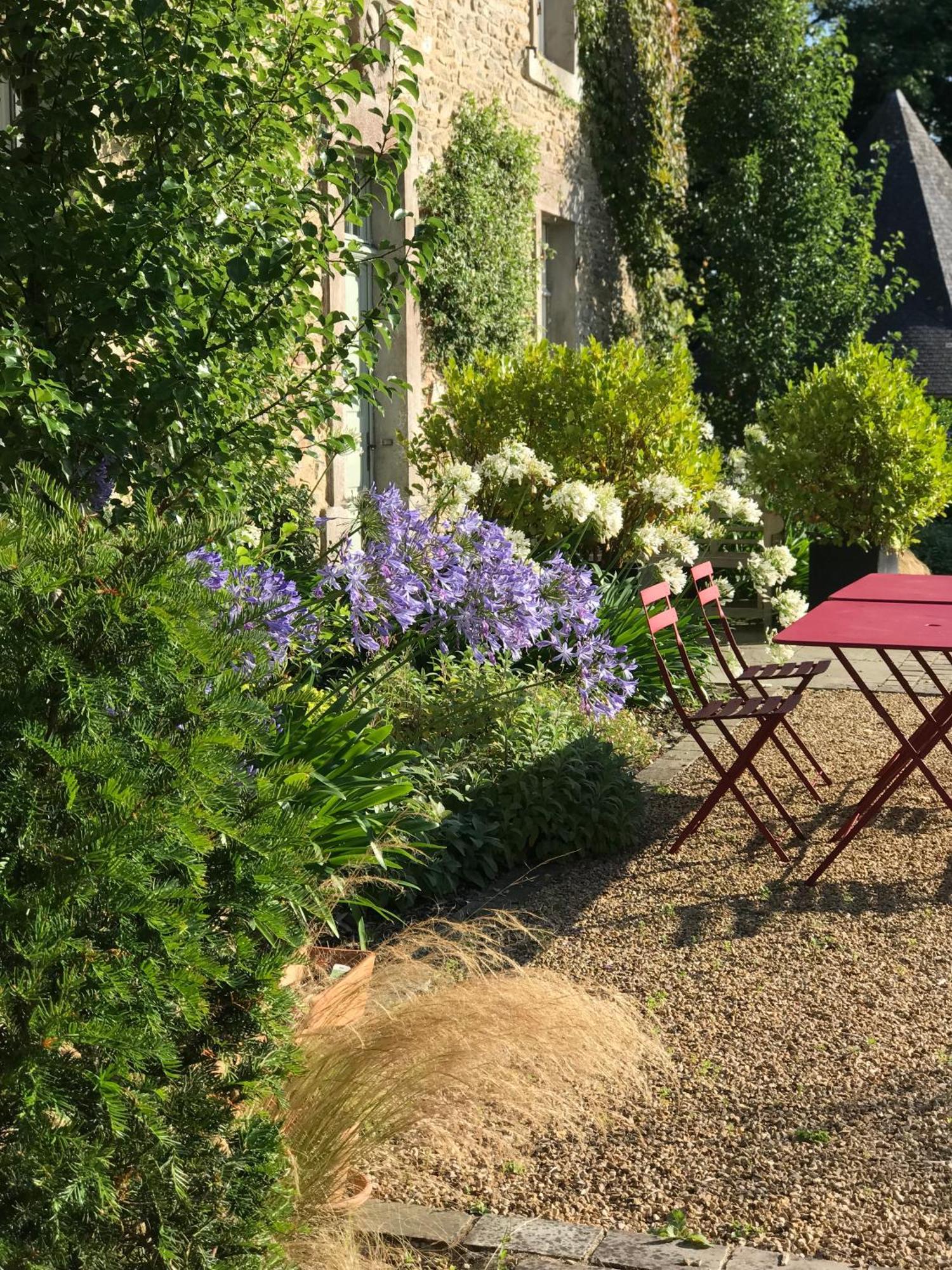 Manoir Saint-Andre,B&B De Charme Theix Exterior photo
